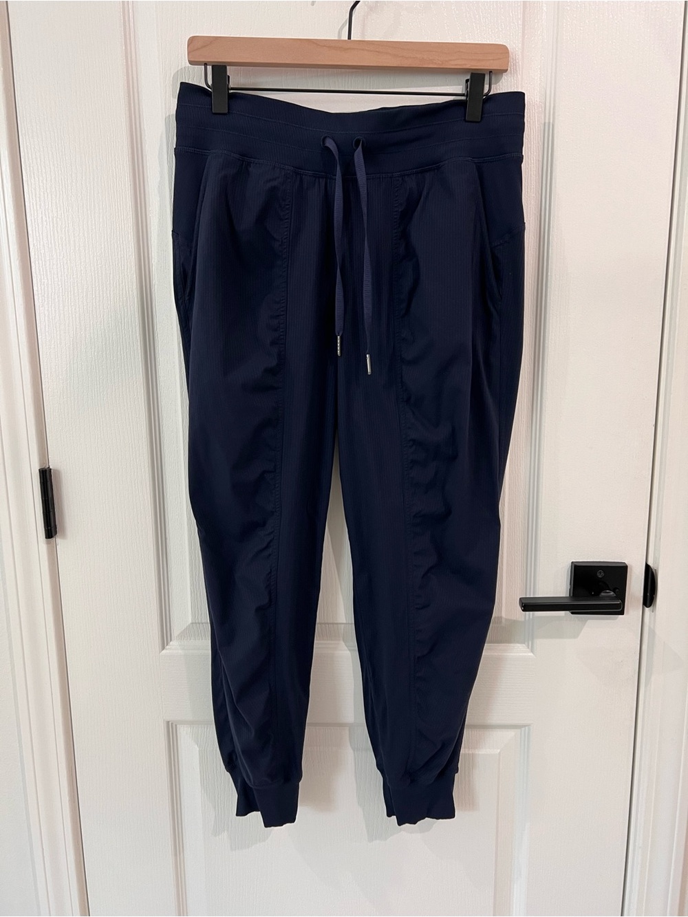 Lululemon Dance Studio Mid-Rise Jogger 7/8 Length